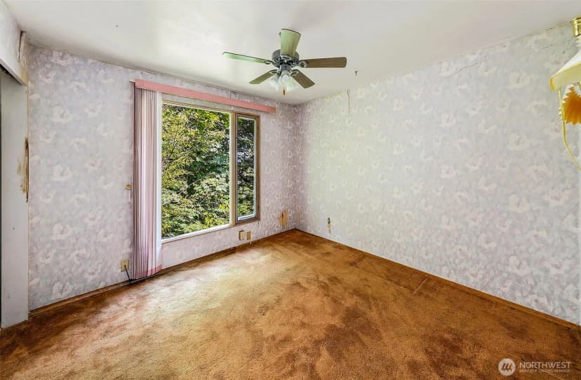 Property photo for 14048 41st Avenue Ne, Seattle photo 15