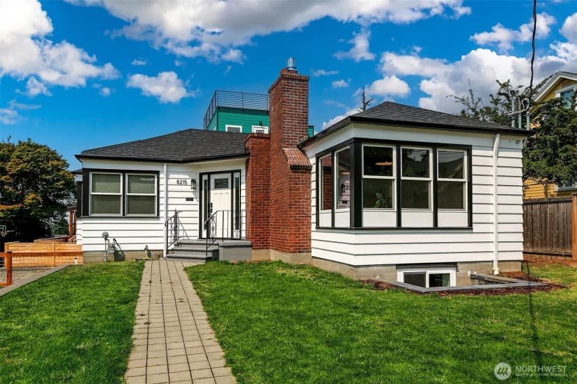Property photo for 8215 4th Avenue Ne, Seattle