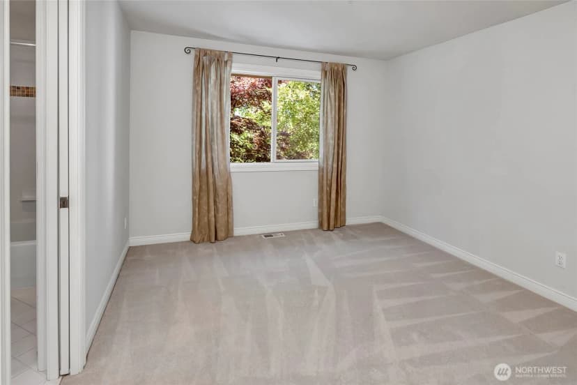 Property photo for 17186 Se 58th Street, Bellevue photo 25