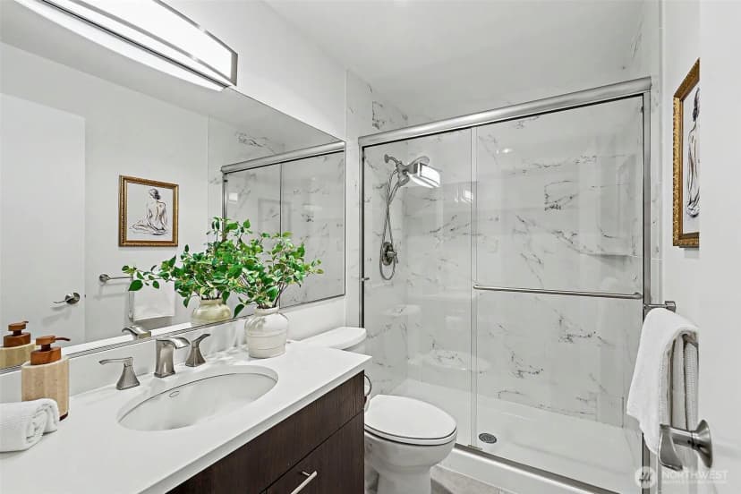 Property photo for 13605 Ne 8th Street #203, Bellevue photo 22