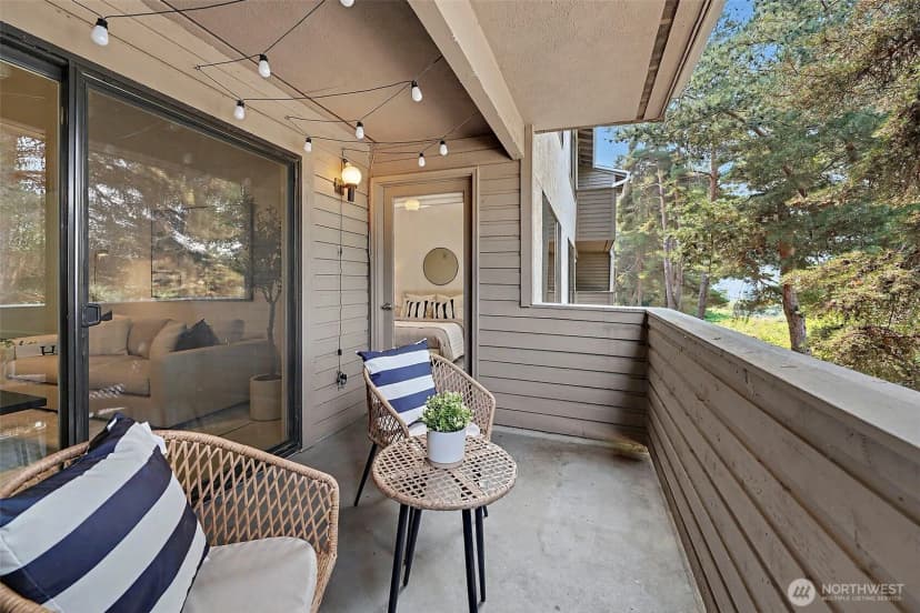 Property photo for 13605 Ne 8th Street #203, Bellevue photo 23
