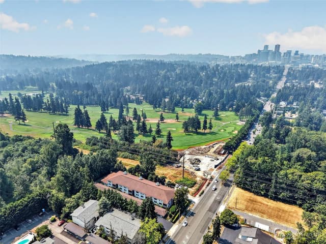 Property photo for 13605 Ne 8th Street #203, Bellevue