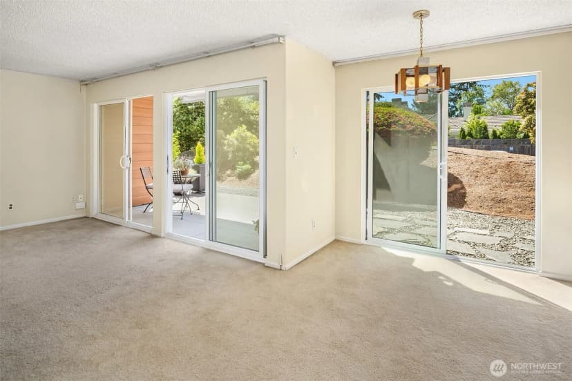 Property photo for 2501 Canterbury Lane E #119, Seattle photo 9