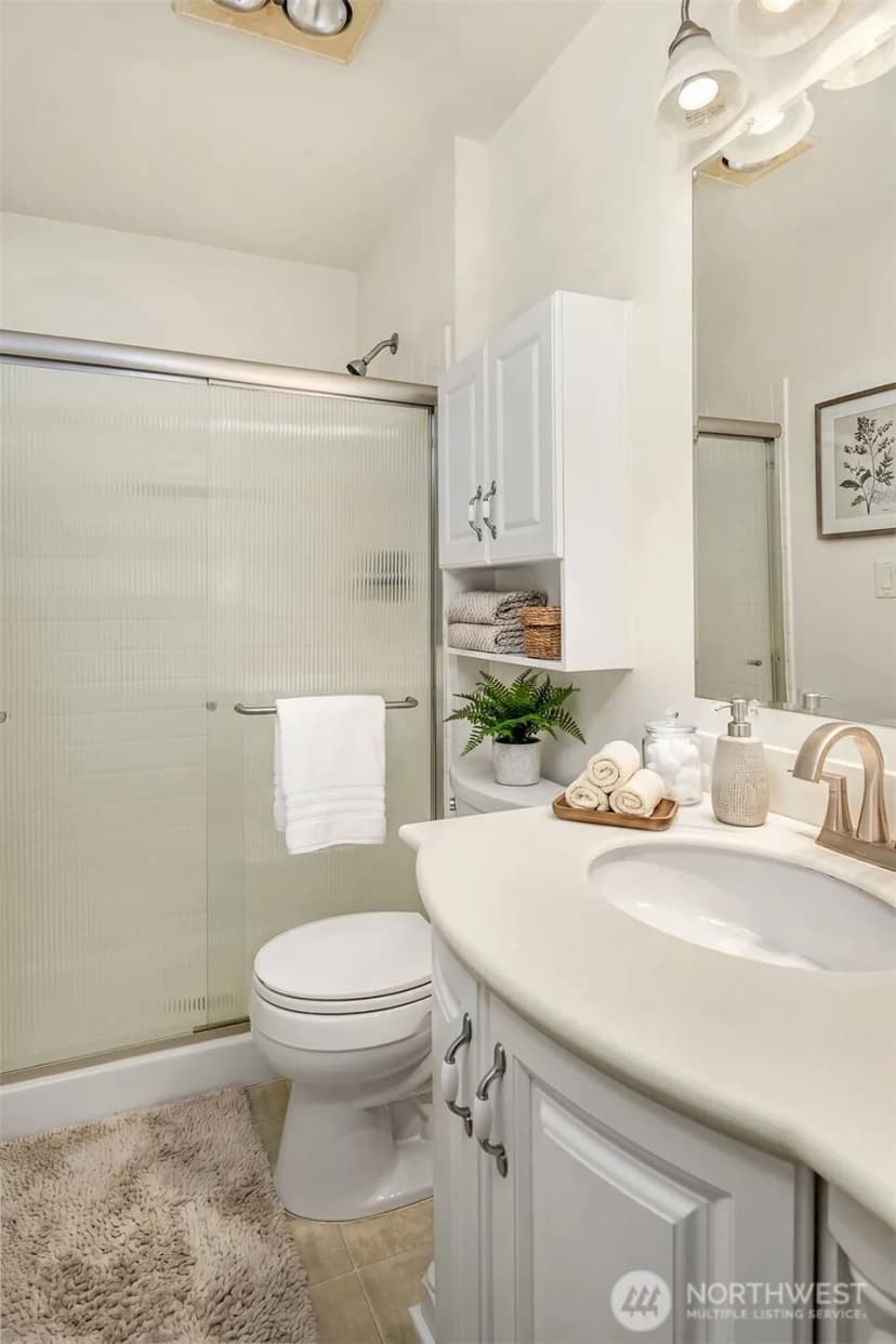Property photo for 2501 Canterbury Lane E #119, Seattle photo 18