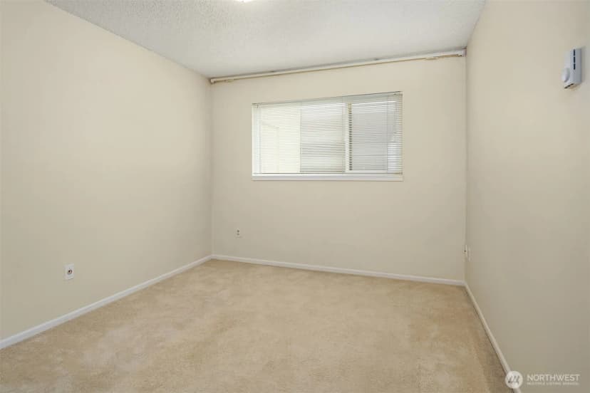 Property photo for 2501 Canterbury Lane E #119, Seattle photo 20