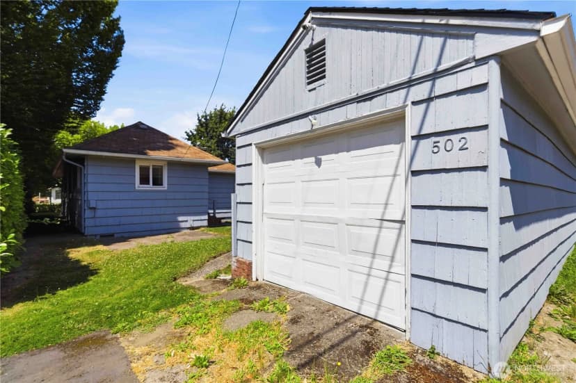 Property photo for 502 17th Avenue, Longview photo 39