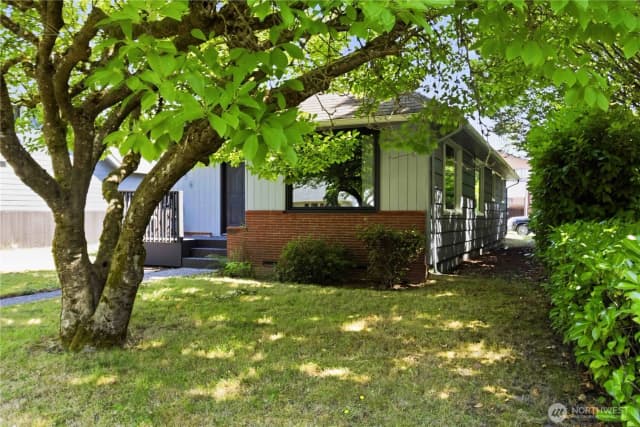 Property photo for 502 17th Avenue, Longview photo 3