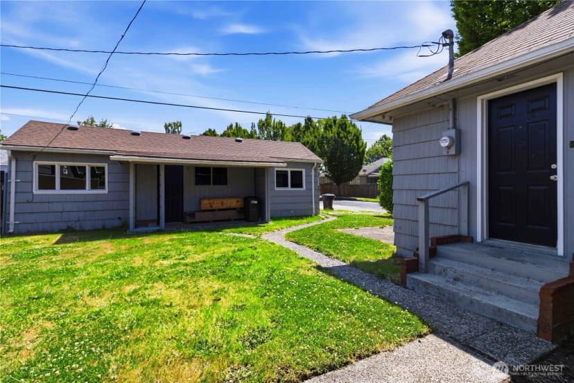 Property photo for 502 17th Avenue, Longview photo 37