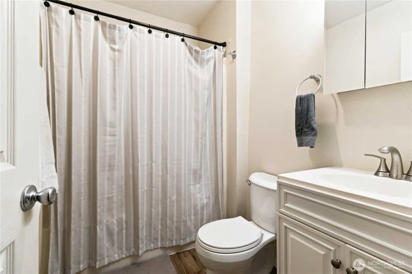 Property photo for 502 17th Avenue, Longview photo 33