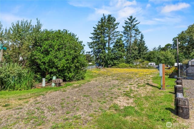 Property photo for 1655 195th Street, Long Beach photo 4