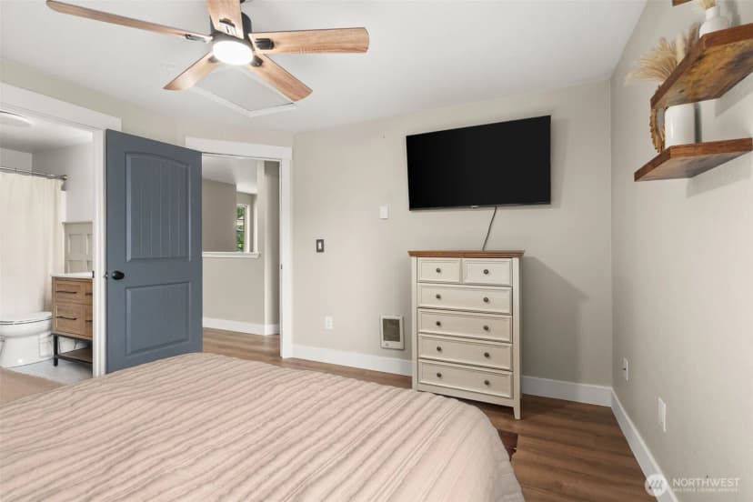 Property photo for 6104 Huntington Lane Se, Lacey photo 16