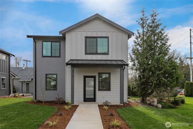 Property photo for 212 E Grover Street, Lynden