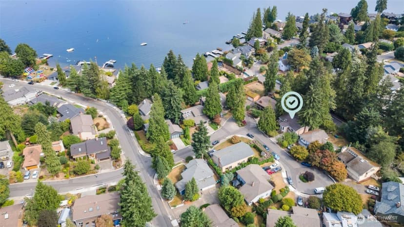 Property photo for 4206 187th Place Se, Issaquah photo 33