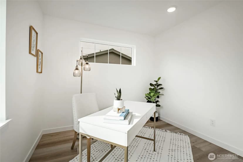 Property photo for 212 E Grover Street, Lynden photo 17