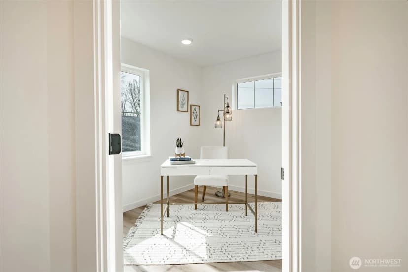 Property photo for 212 E Grover Street, Lynden photo 18