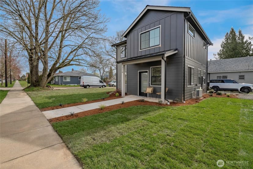 Property photo for 214 E Grover Street, Lynden photo 22