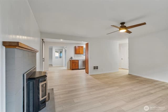 Property photo for 145 Collar Avenue, Morton photo 4
