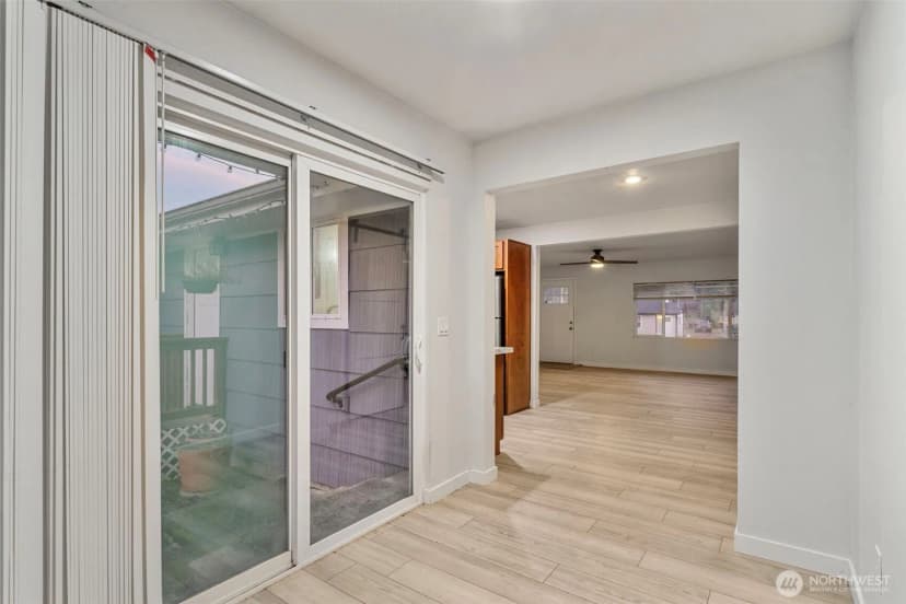 Property photo for 145 Collar Avenue, Morton photo 10