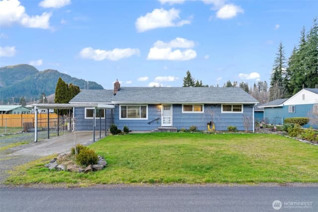 Property photo for 145 Collar Avenue, Morton