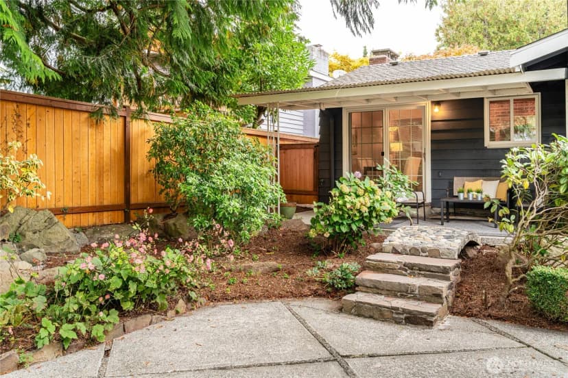 Property photo for 8504 216th Street Sw, Edmonds photo 11