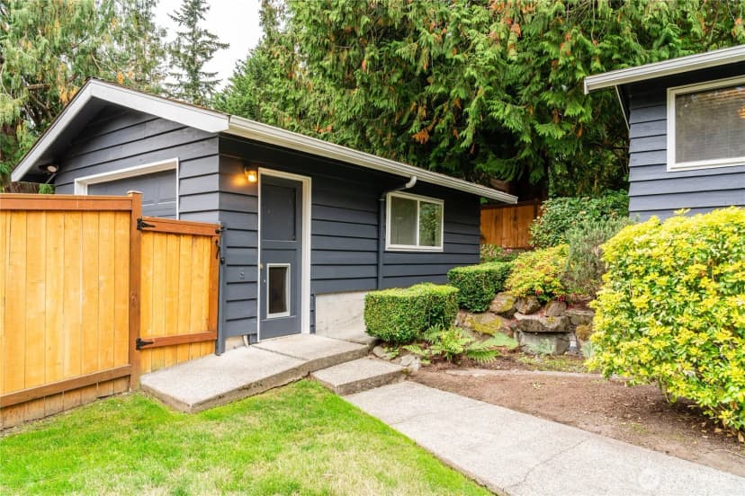 Property photo for 8504 216th Street Sw, Edmonds photo 27