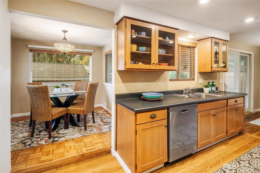 Property photo for 8504 216th Street Sw, Edmonds photo 15