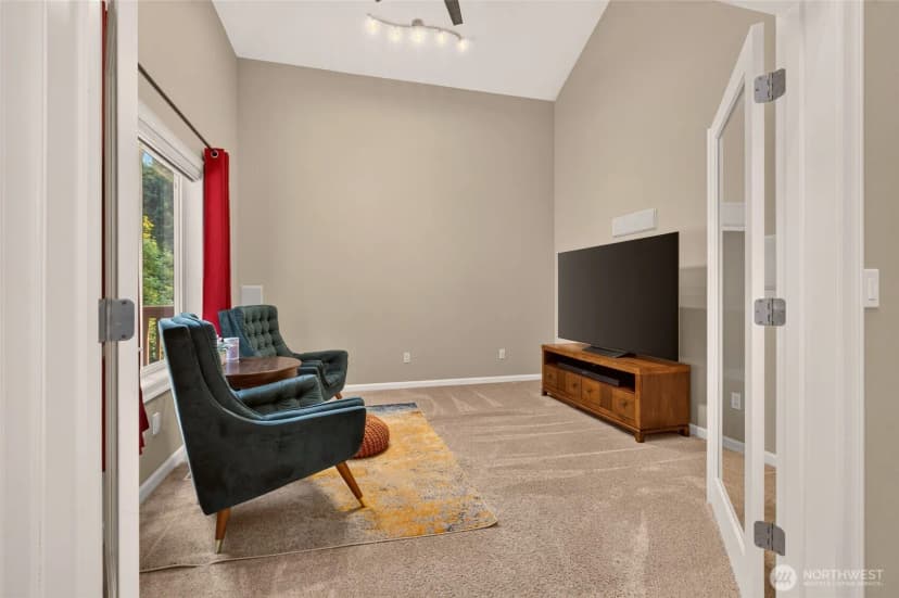 Property photo for 6448 Se Skycrest Lane, Port Orchard photo 19