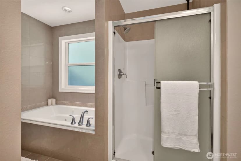 Property photo for 6448 Se Skycrest Lane, Port Orchard photo 28