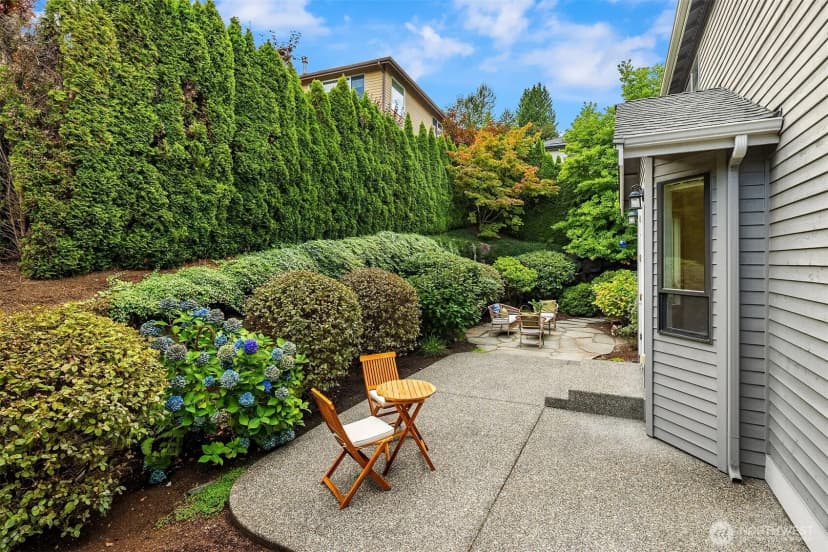 Property photo for 2759 Nw Pine Cone Place, Issaquah photo 36
