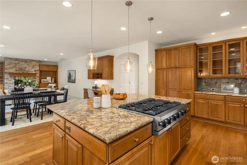 Property photo for 2759 Nw Pine Cone Place, Issaquah photo 14
