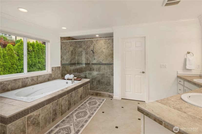 Property photo for 2759 Nw Pine Cone Place, Issaquah photo 21