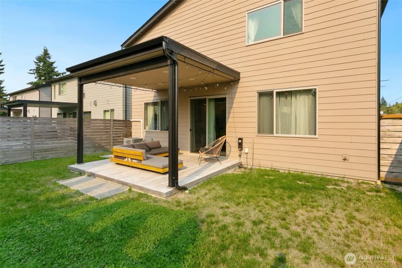 Property photo for 1035 51st Place Sw, Everett photo 27