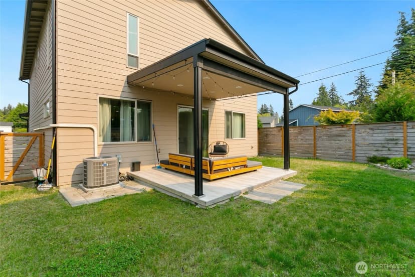 Property photo for 1035 51st Place Sw, Everett photo 26
