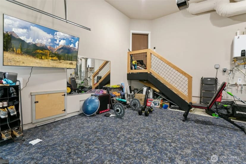 Property photo for 1035 51st Place Sw, Everett photo 24