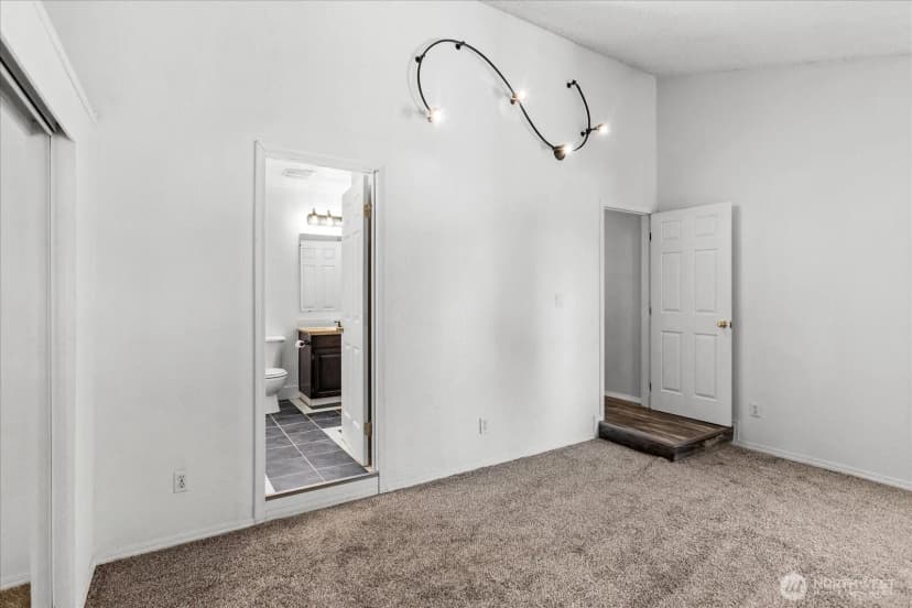Property photo for 826 Pike Street Ne #c8, Auburn photo 16