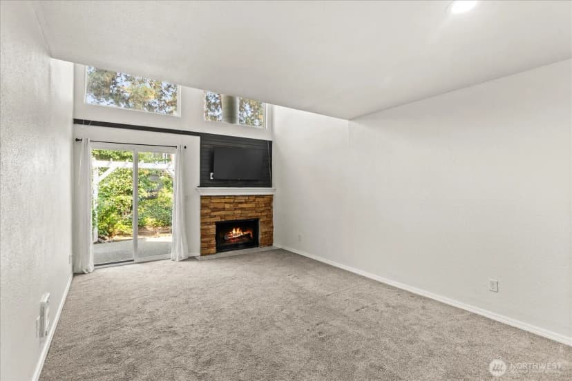 Property photo for 826 Pike Street Ne #c8, Auburn photo 9