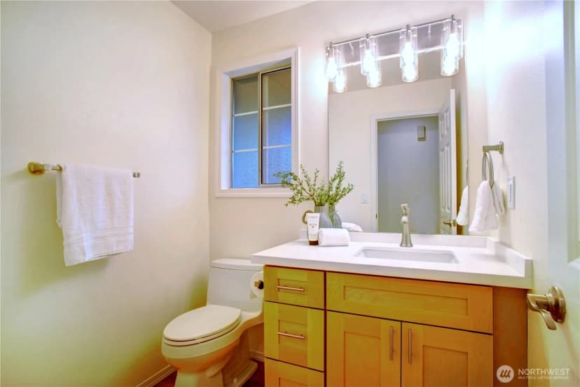 Property photo for 17615 Ne 130th Ct. W, Redmond photo 15