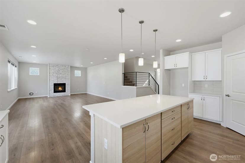 Property photo for 17318 21st Avenue E, Spanaway photo 9