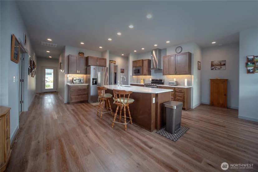 Property photo for 202 E Stanford Avenue #98926, Ellensburg photo 7