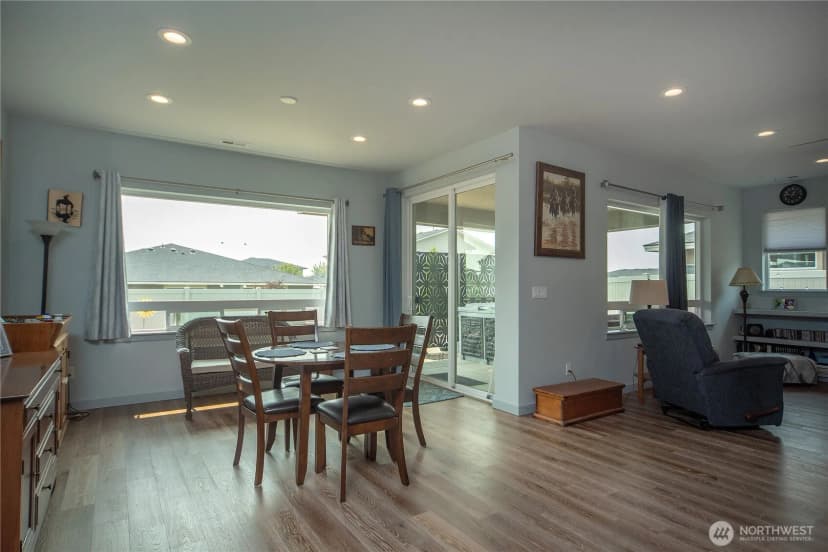 Property photo for 202 E Stanford Avenue #98926, Ellensburg photo 11