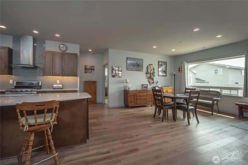 Property photo for 202 E Stanford Avenue #98926, Ellensburg photo 10