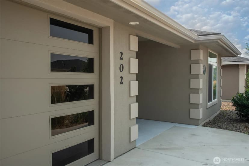 Property photo for 202 E Stanford Avenue #98926, Ellensburg photo 36