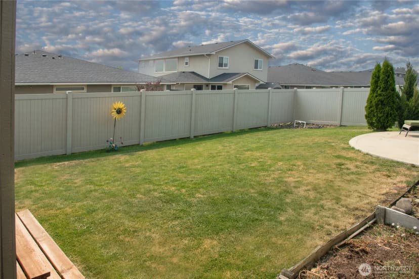 Property photo for 202 E Stanford Avenue #98926, Ellensburg photo 35