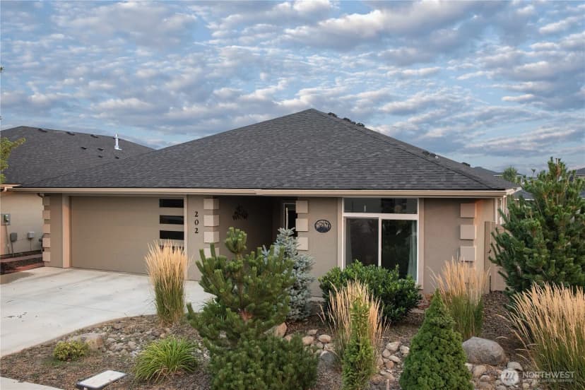 Property photo for 202 E Stanford Avenue #98926, Ellensburg photo 40