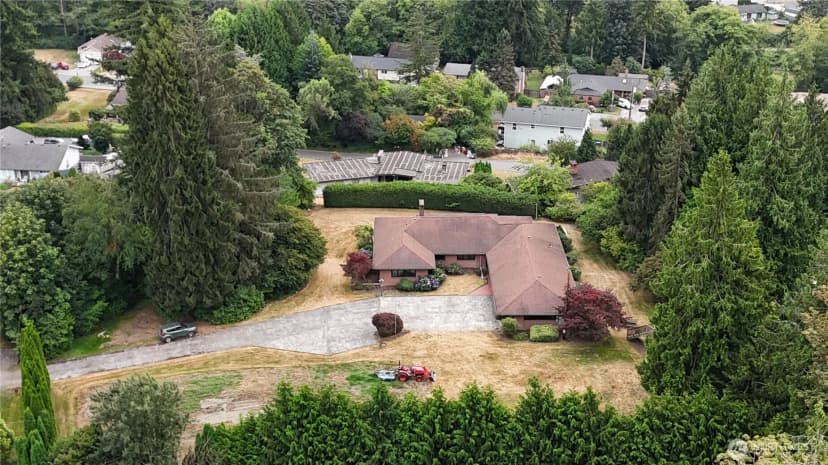Property photo for 916 N Township Street, Sedro Woolley photo 39