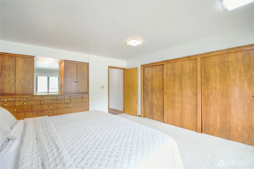 Property photo for 916 N Township Street, Sedro Woolley photo 17