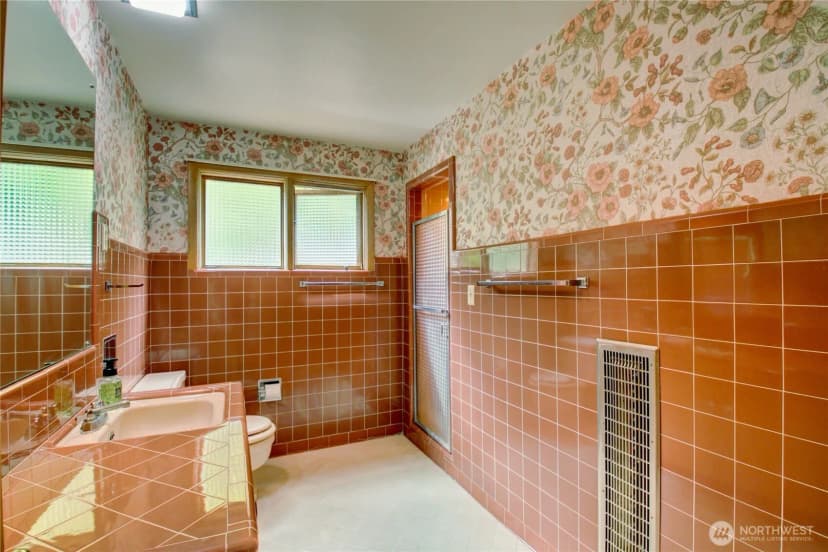 Property photo for 916 N Township Street, Sedro Woolley photo 28