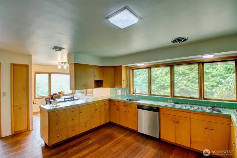 Property photo for 916 N Township Street, Sedro Woolley photo 11