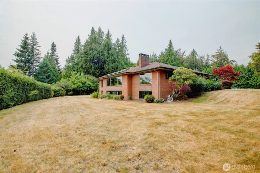 Property photo for 916 N Township Street, Sedro Woolley photo 33