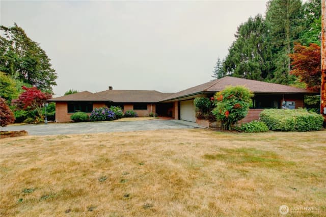 Property photo for 916 N Township Street, Sedro Woolley